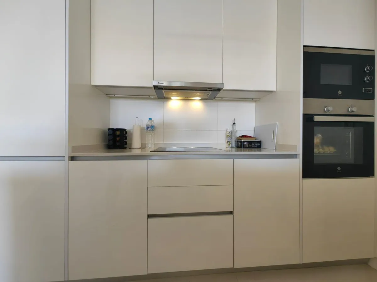 b677dceb-2fd5-4bd2-a8ed-8116e84f29c4