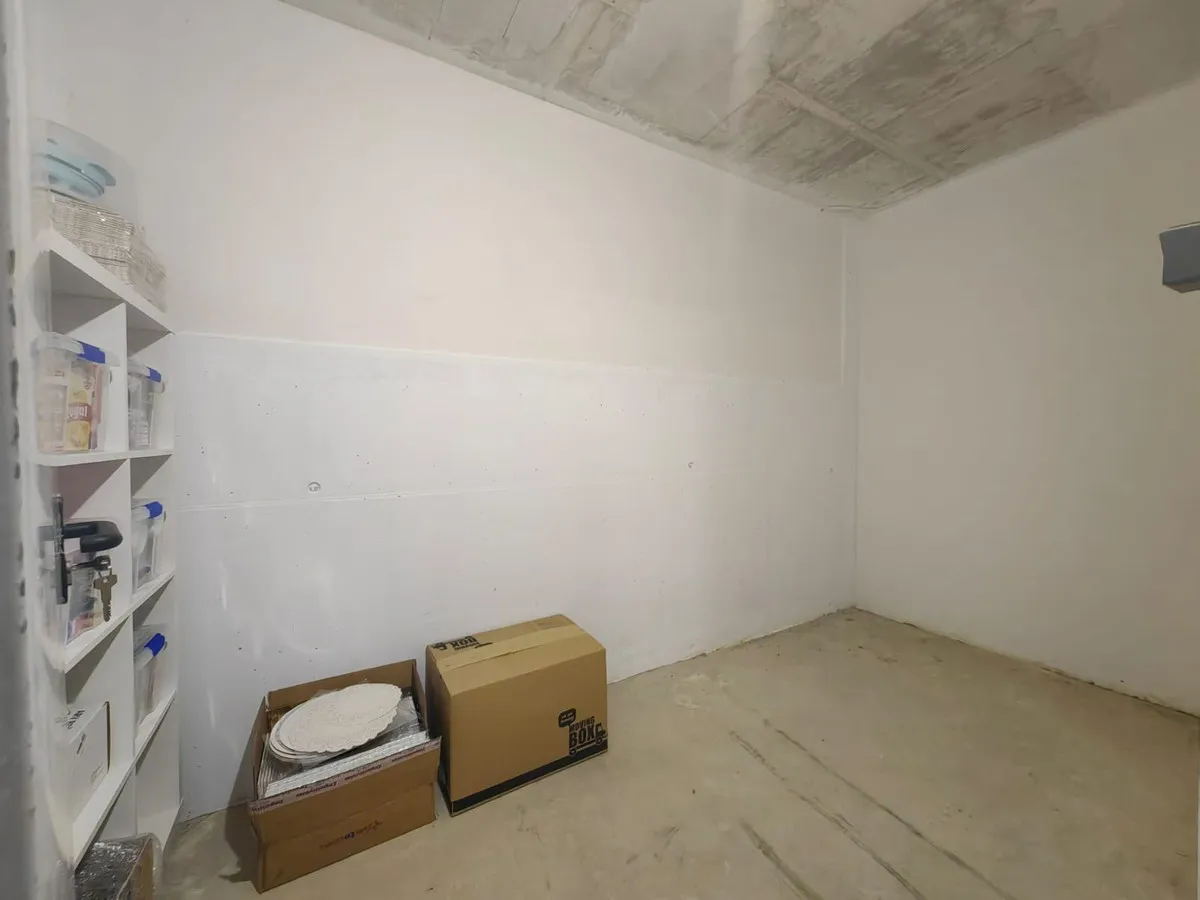 b7028484-4d27-42de-93f4-77f2893ef91a