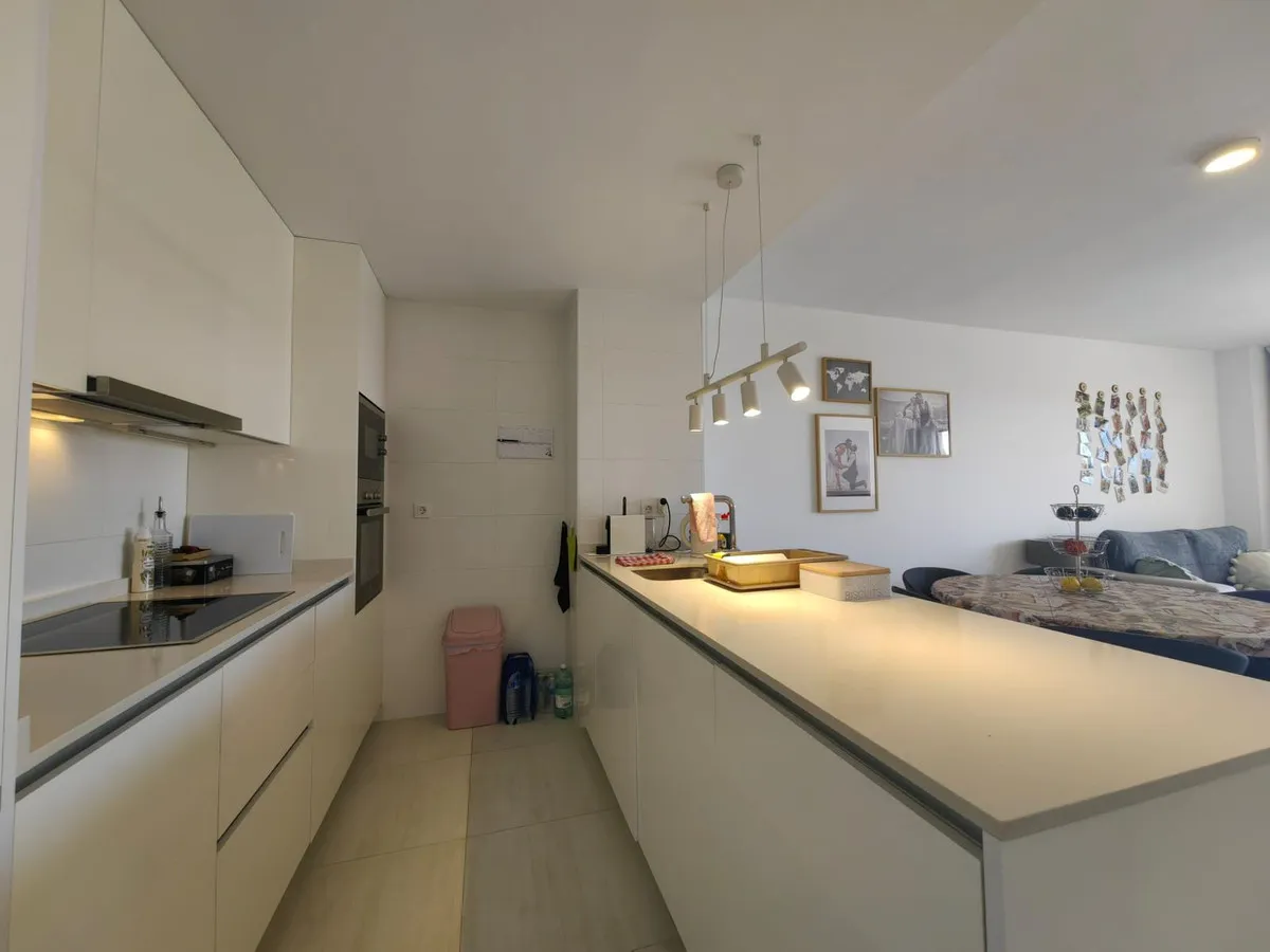 c3629671-f6e2-484c-b95a-1c38ace9f1d7