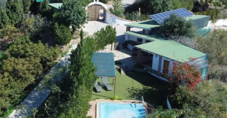 b9d922b5-b300-43db-a401-247d00b5e76b