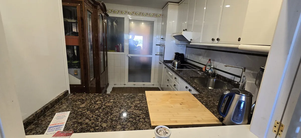 c7ed1f3c-7edb-434a-b7bc-d99322aec1ce