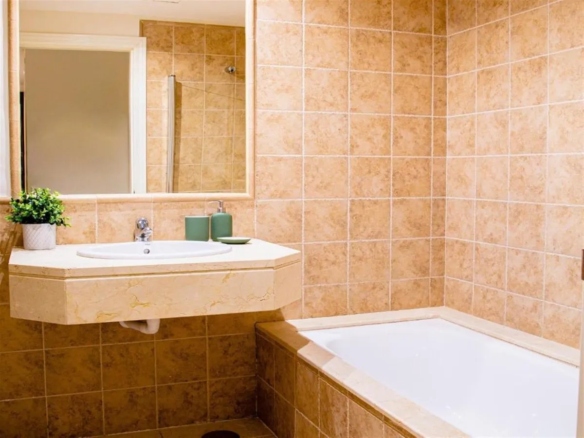 2db07388-e006-4bd0-a94c-d508a41568d7