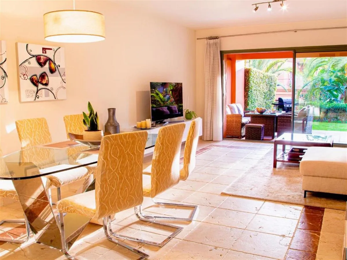 5d275893-c09a-4e38-a8cc-0c650074cd1a