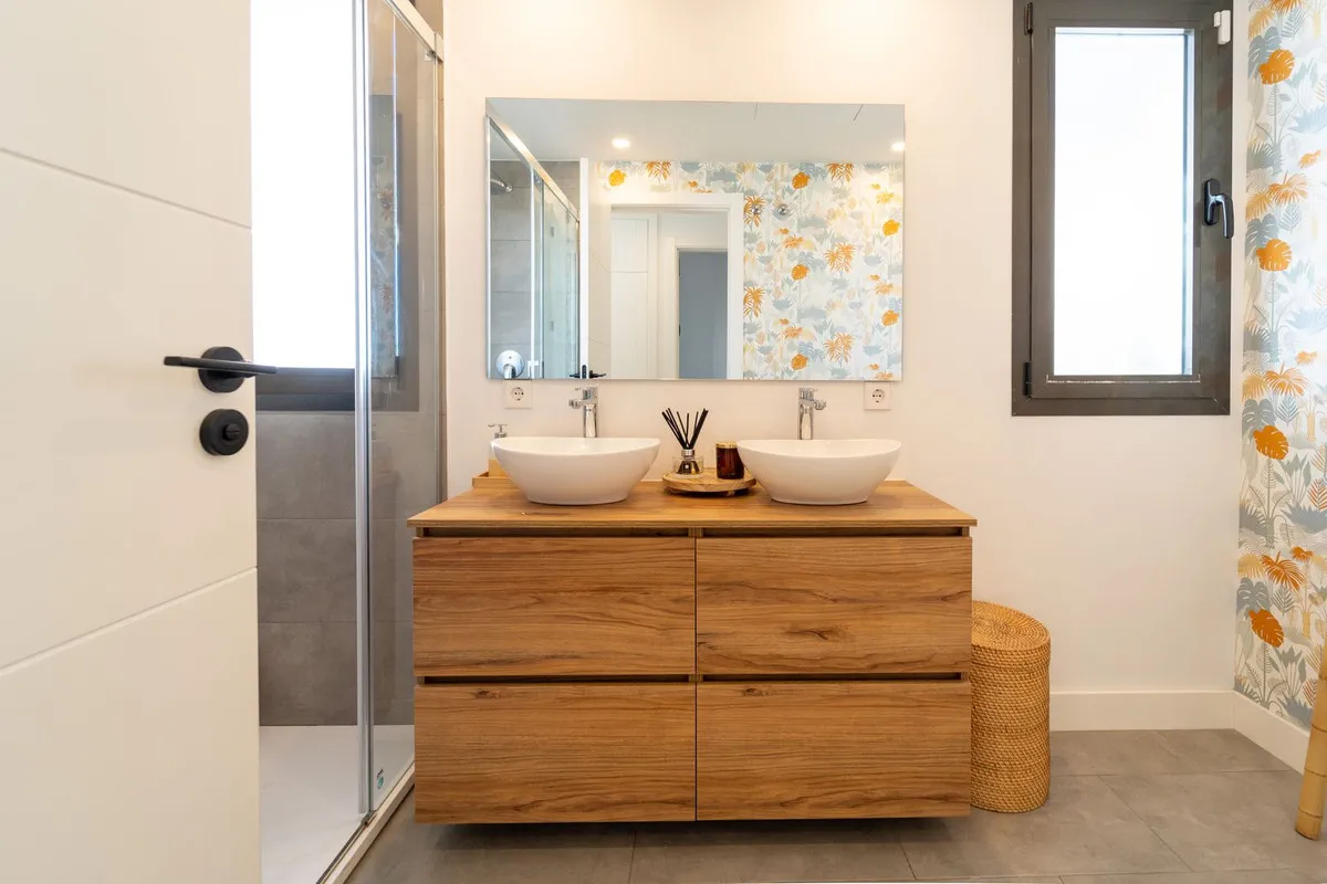 a35b3714-9b90-43e6-a6f4-5c72db992362