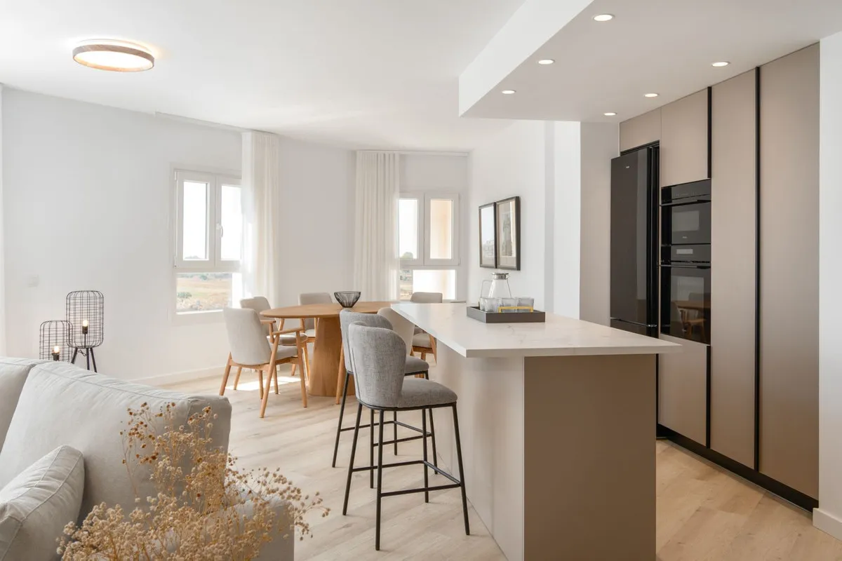 280c925d-6001-40c1-a04f-99c23b5a33a3