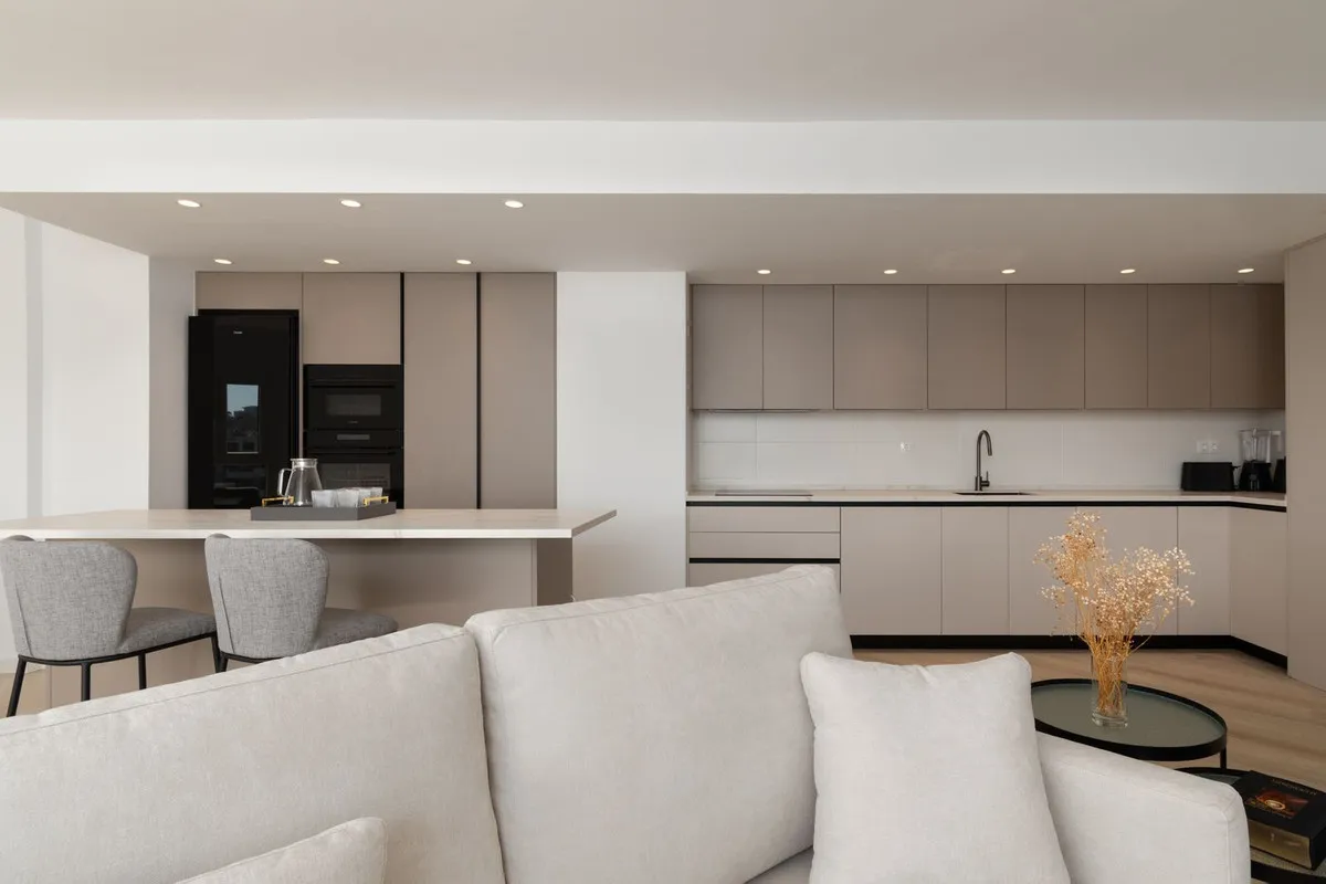 e10bb962-d2ff-4f68-8ce0-a520247fe52a