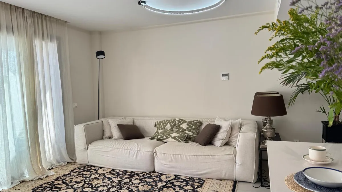 264dc2b4-d56e-48c0-88f2-3b827c6da147