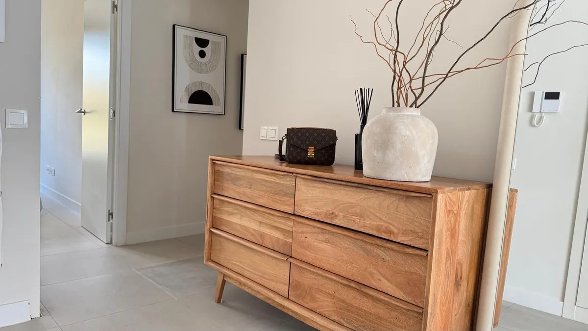 82a6a5b8-4f7c-4e14-86d8-f543f1603bbf