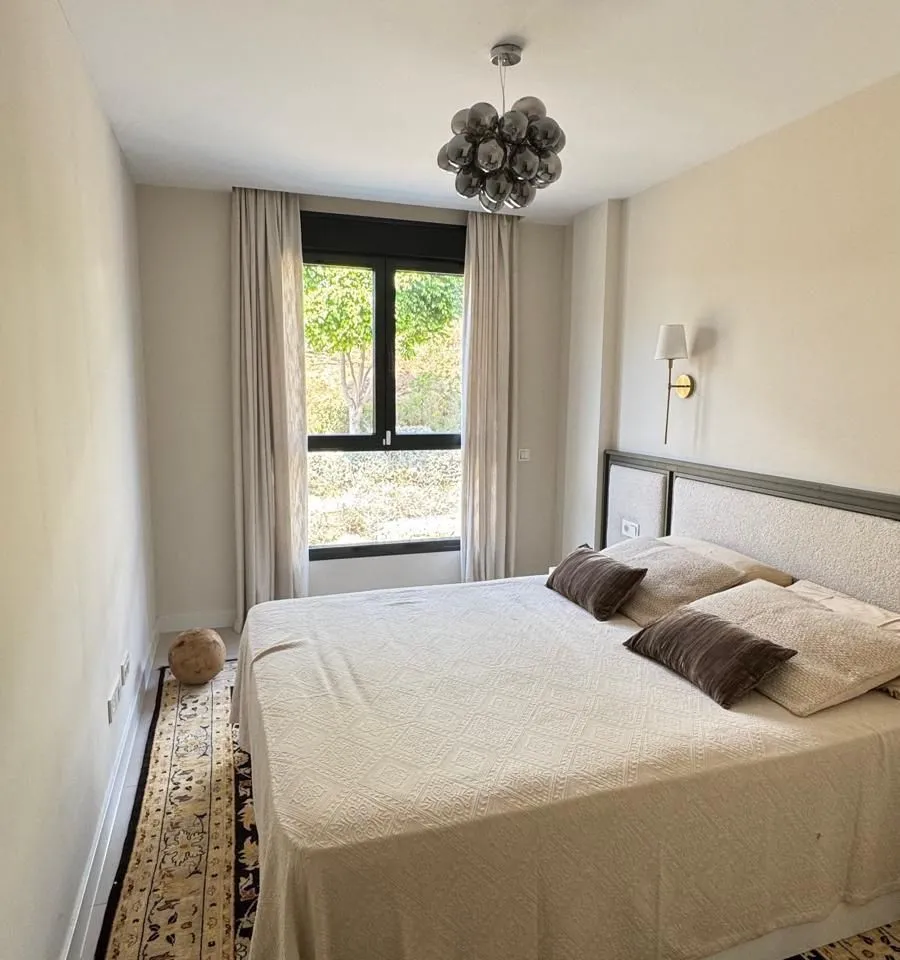 a5648f82-2551-4fa1-893d-40477c199f09