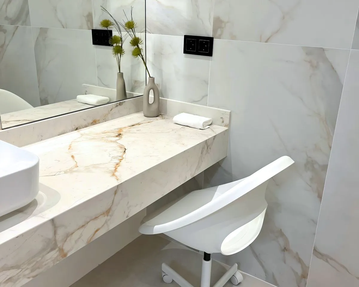 d54b44d0-6cb4-448e-ab1e-a8a3fdf4e012