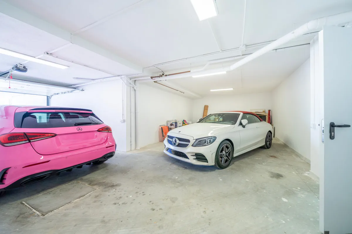 19a2c5c9-cd09-4ff0-8c1b-4c42e538d50e