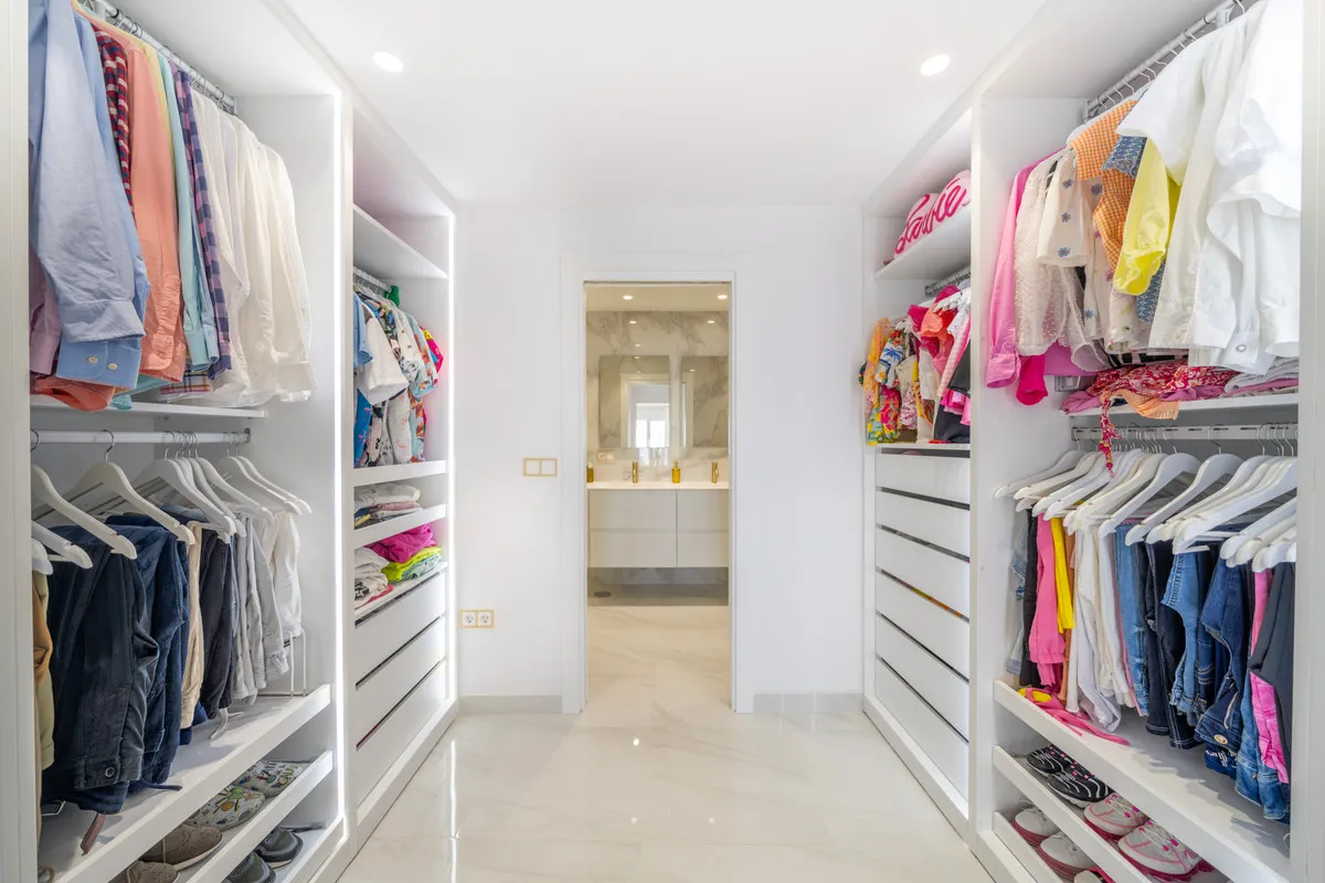 9ea595f3-5cf3-4dd6-98d9-7442f1859cc6