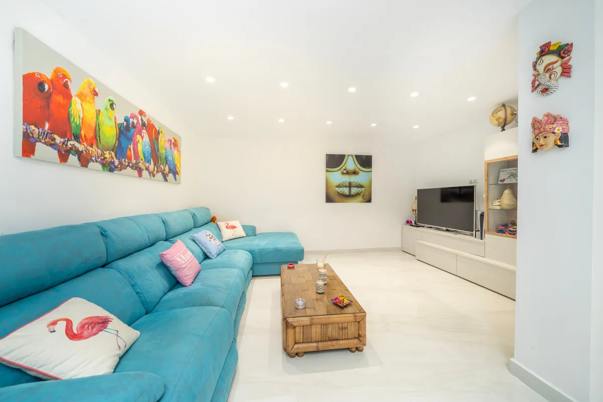 e6565d45-c4f3-4c1a-9548-2982947263c8