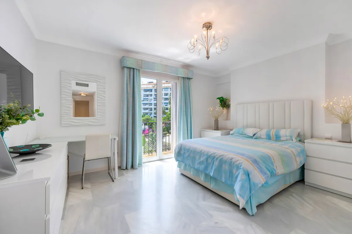 21c57f1c-d1e5-4dea-9fc8-ca5cadec1948