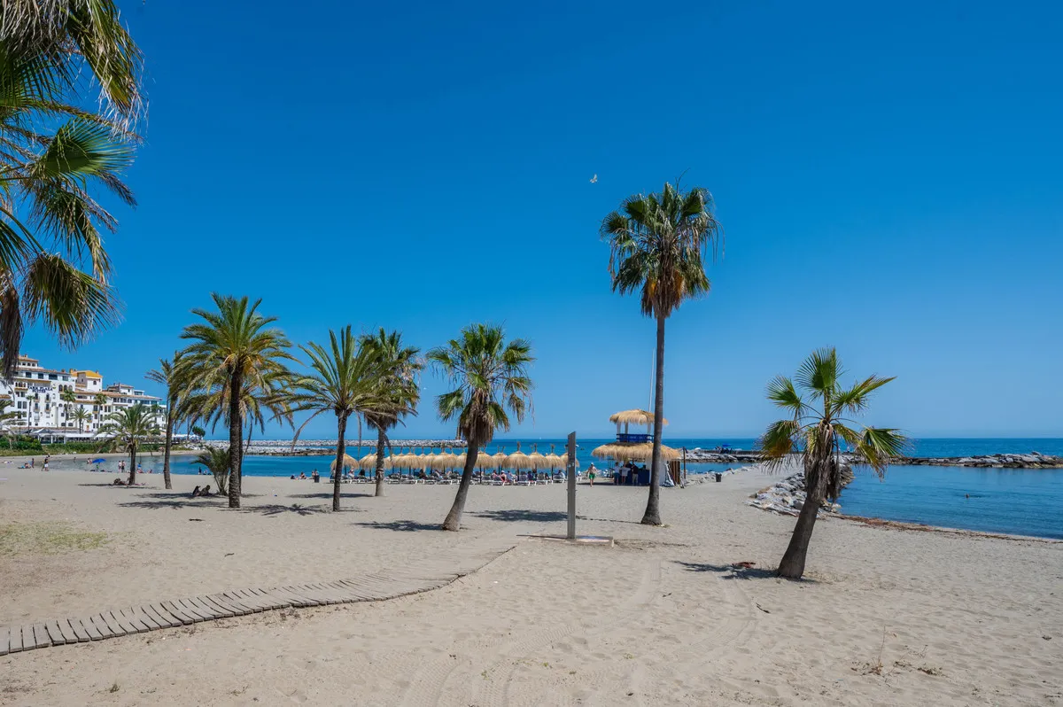 3ebd5c68-db62-4db2-b21f-5e061fda6a15