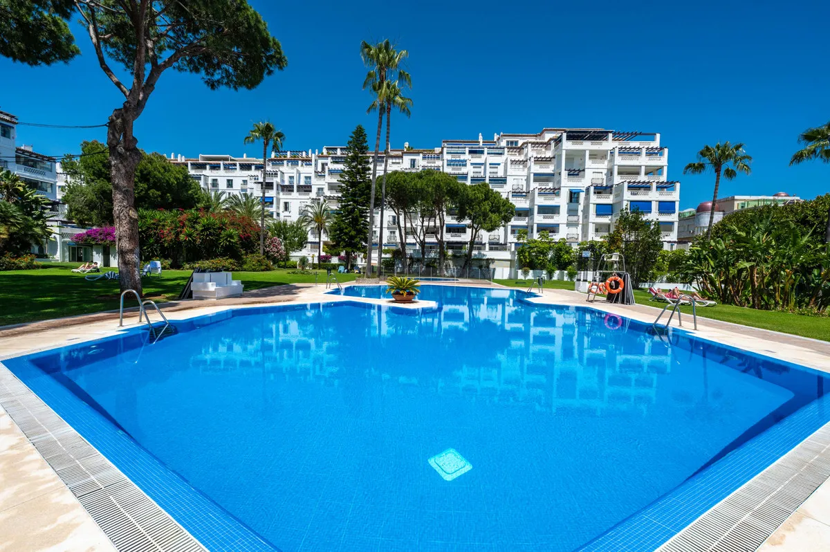 4901a59b-89e2-425c-a50c-3c52cccd5b82