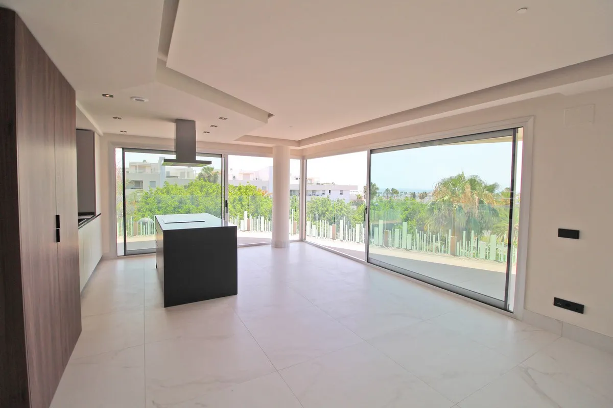 50ccd420-275b-459e-a528-f0c59c7dc75b