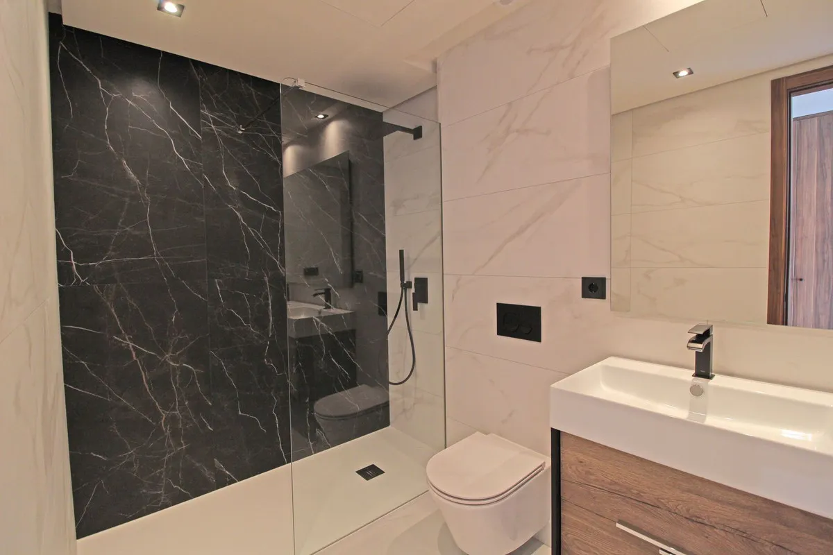 f4971d15-ab71-49b6-82f3-bcfe9febe364