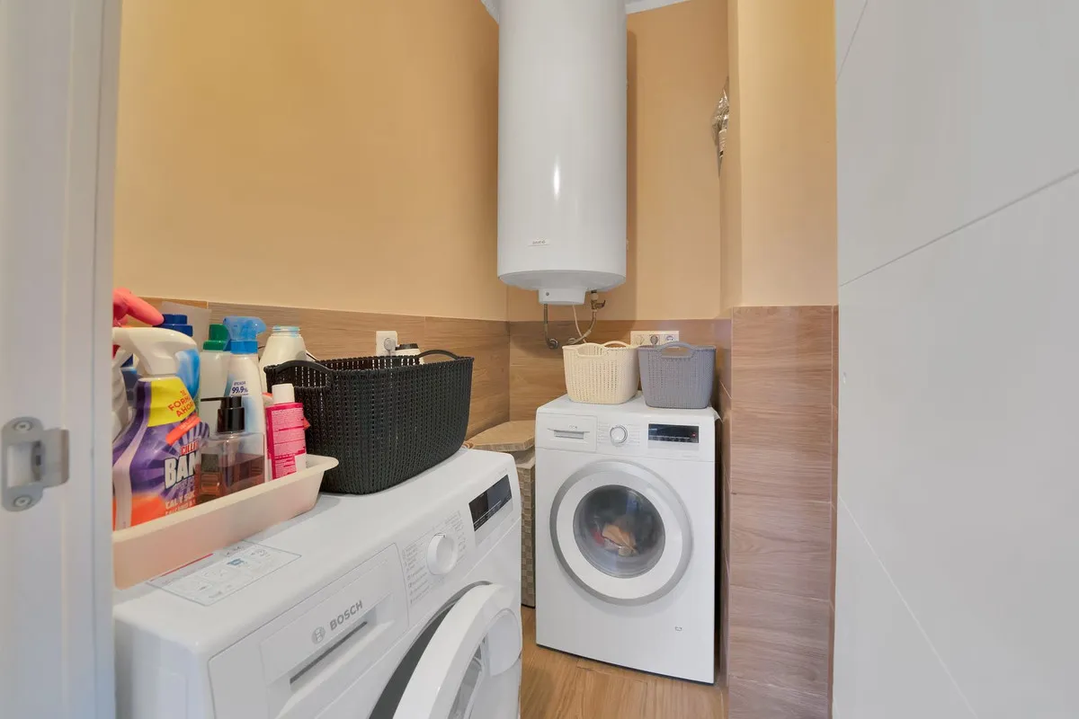 23086d39-dbfb-46f9-8b3b-99576de16727