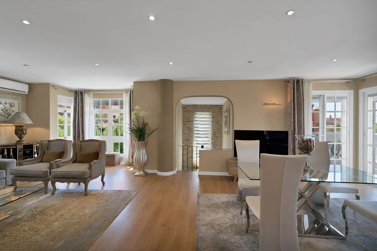 39141625-a4fe-4ea8-bd33-b3a665ba8164