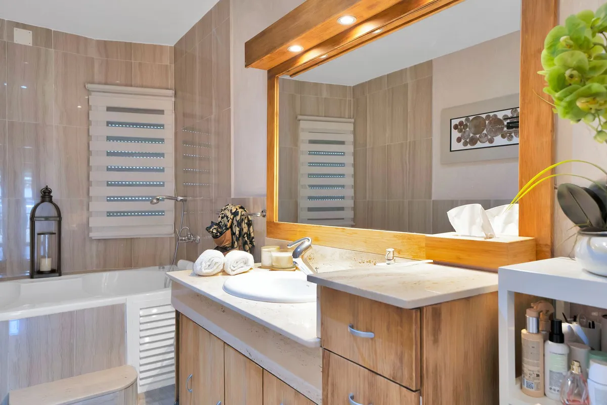 73b34560-a3c3-4bd6-93ea-b9075d309a16