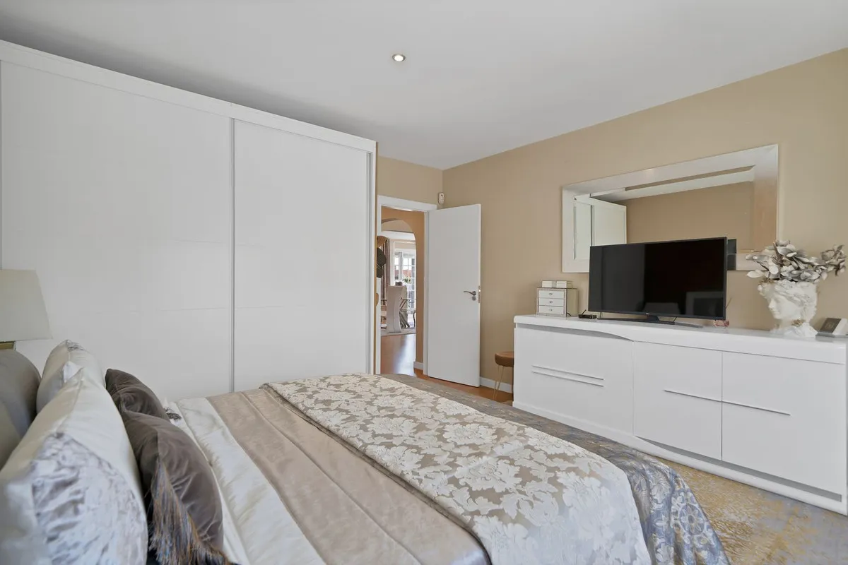 a971834c-3251-4b75-b682-039a4e384804