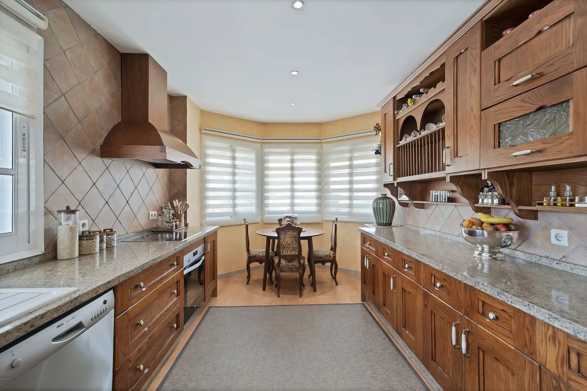 c1d4ad32-8628-4617-addd-a5ac919c2a9a