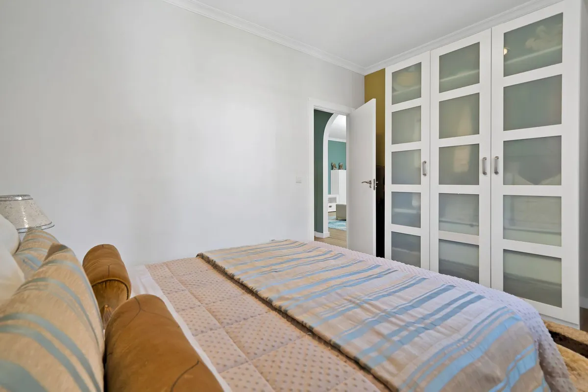 d8358eb2-1982-4561-baac-d6ce5cdd1282