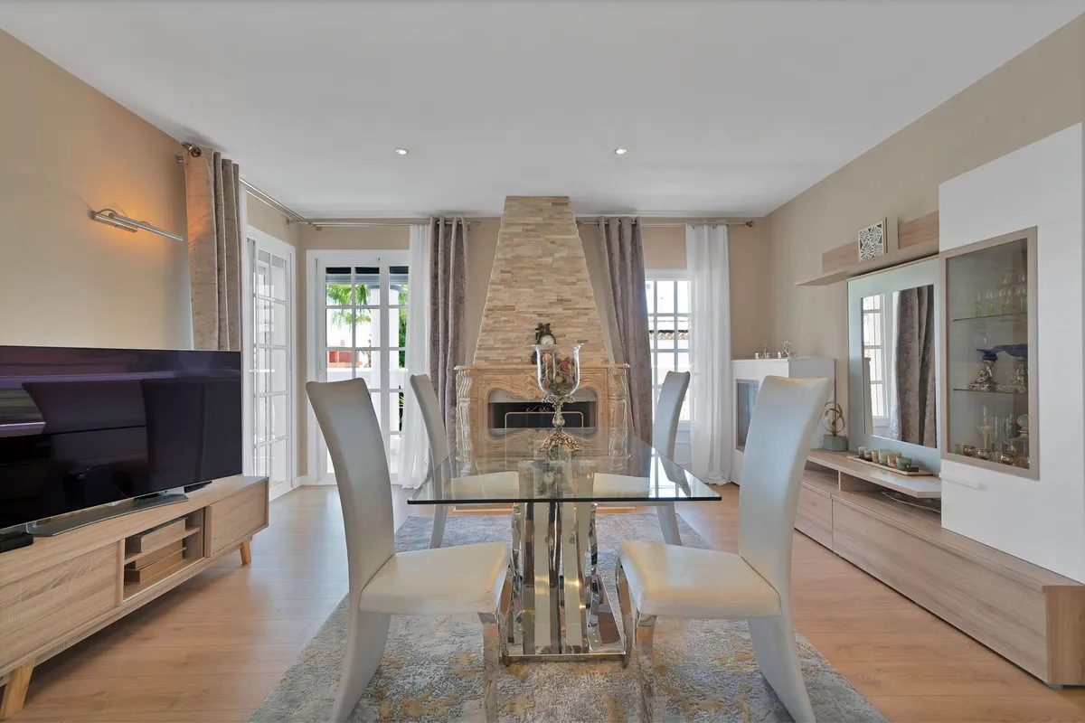 e93d2bed-7c57-4306-adb2-8bed960f9d23