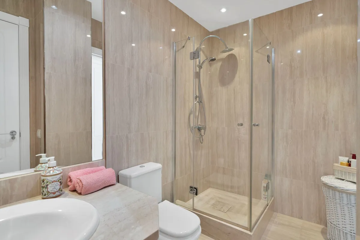 ed215532-09df-48af-b8db-350d0b8cf1ba