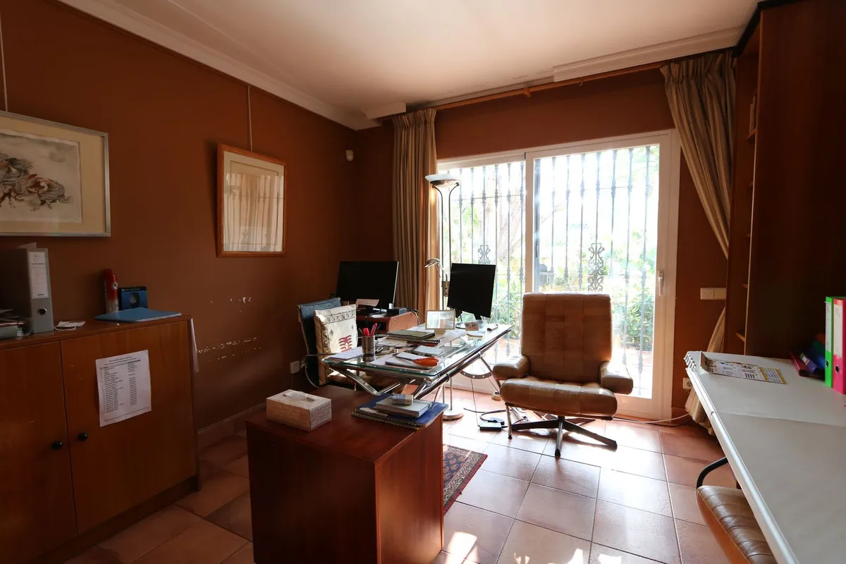 de4fb563-ca7d-4063-a627-05e84e3e8717