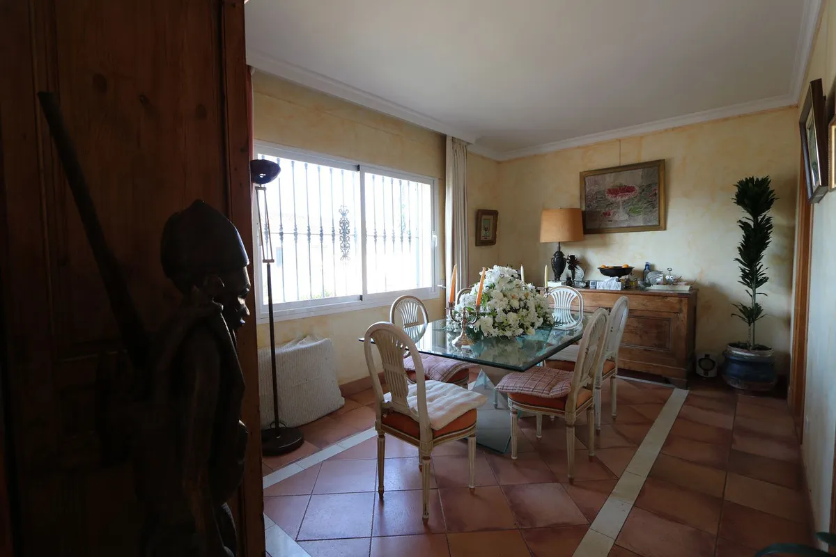 f2f8f041-db8e-4a54-b19c-03d95be2be29