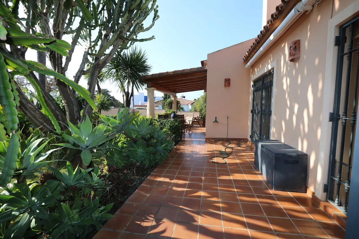 ff1450e0-6219-47b7-af41-bc7be9740281