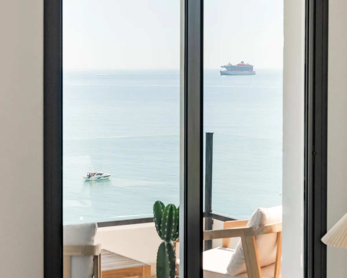 4a5e1898-e4a2-4fe3-aea4-fe74bf1a951a