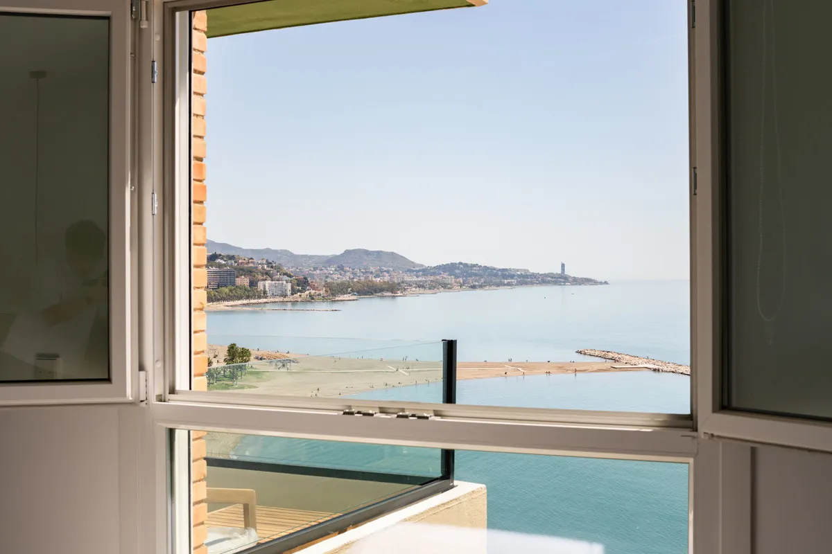 61df5584-372b-45d8-b2f8-a1dd89978921