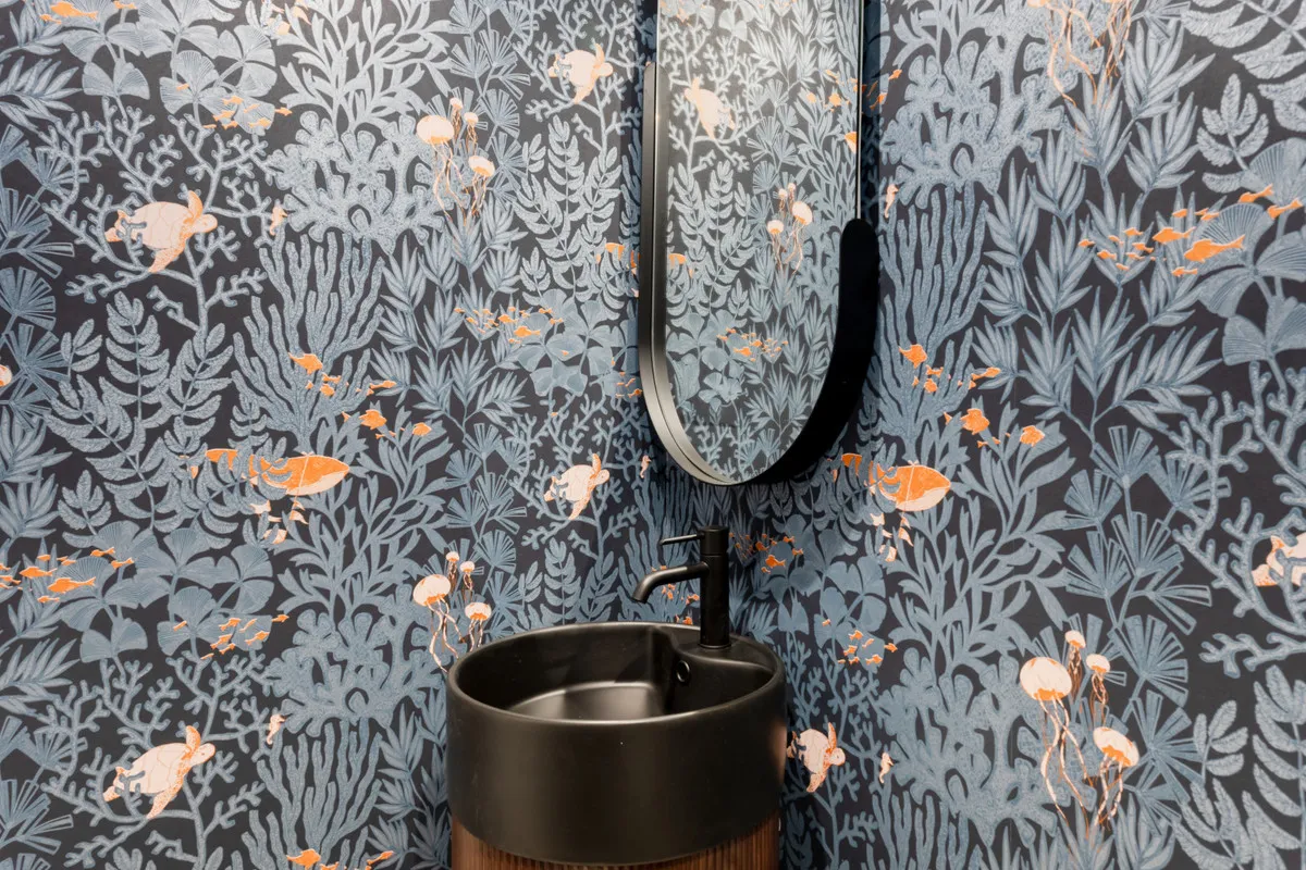 9aec92d9-154f-490b-9b8b-270105cee38c