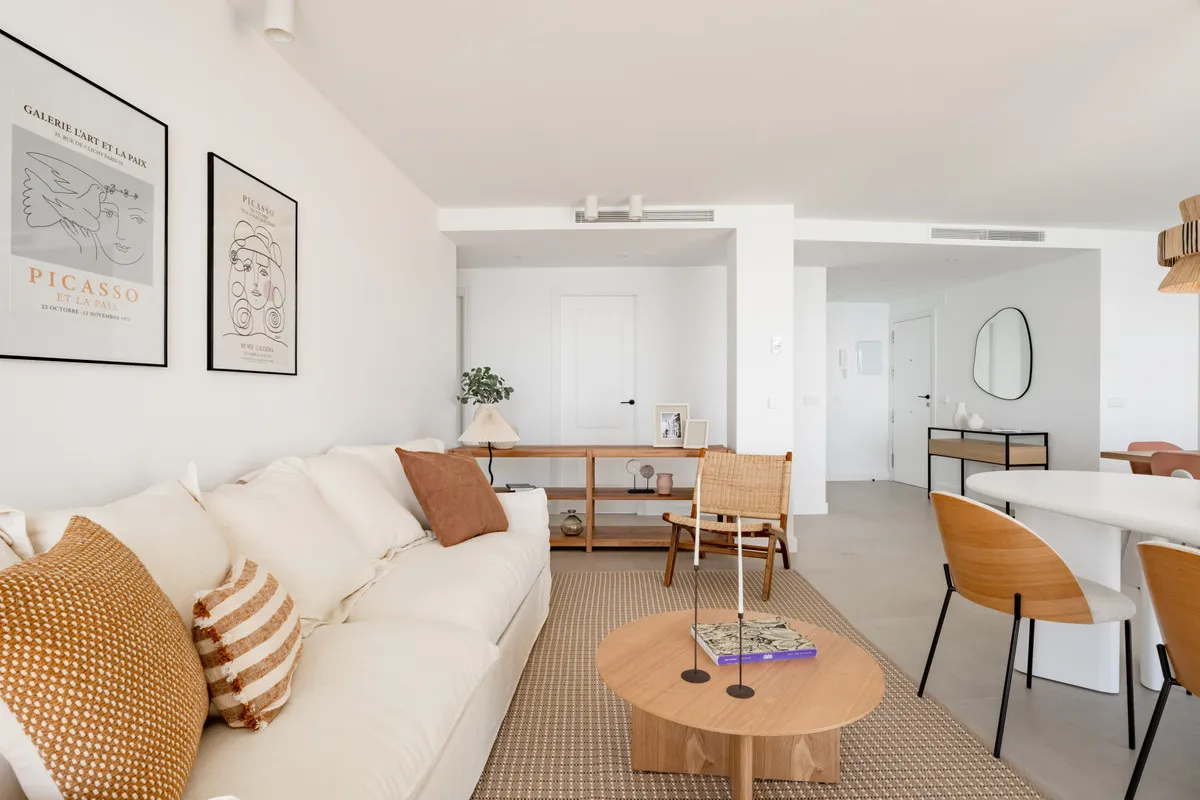 e479d2e7-f084-44ba-aea4-d82606aeb435