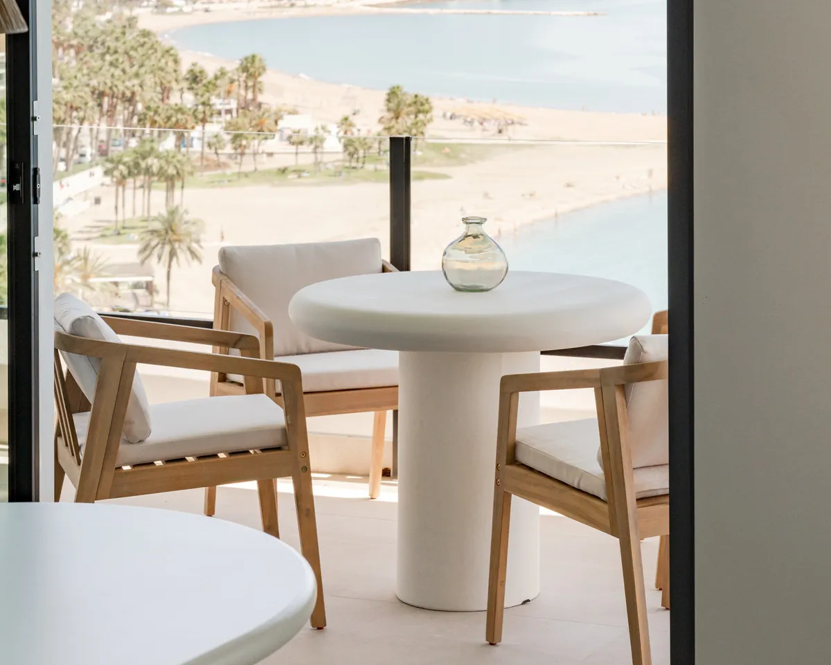 eab3a558-3da6-4afa-8d67-13942c3383a6