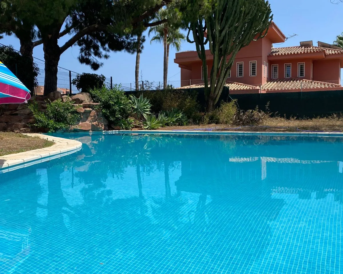 93cb17ae-97b0-4716-85b2-fa677b72074a