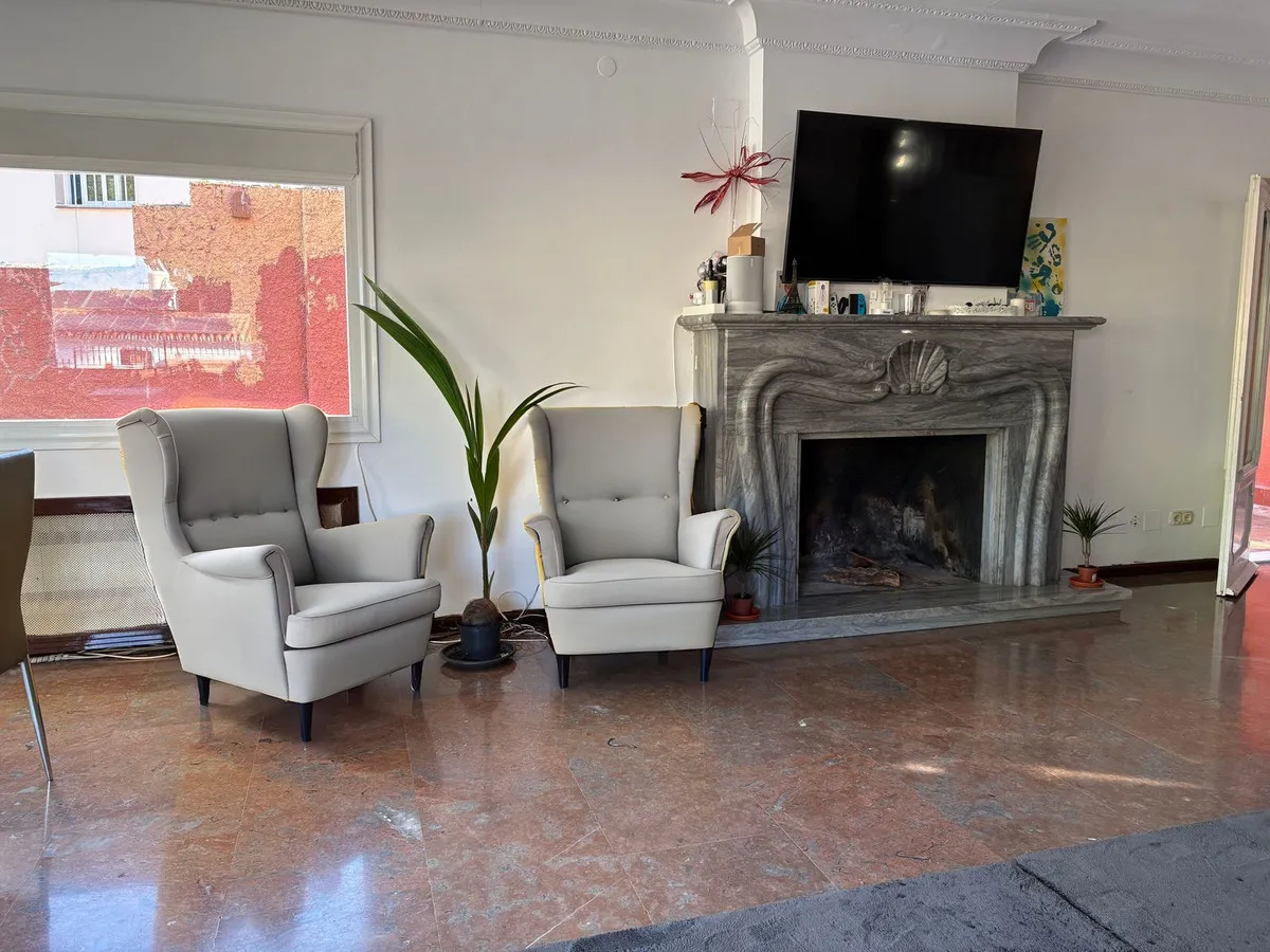 d4f05a16-b5f3-48e5-bf24-8683c8f4b5ab