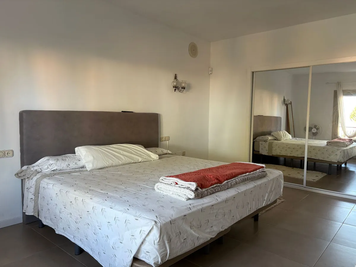 f75d0a4b-d830-416f-9c27-c737378a9ab5