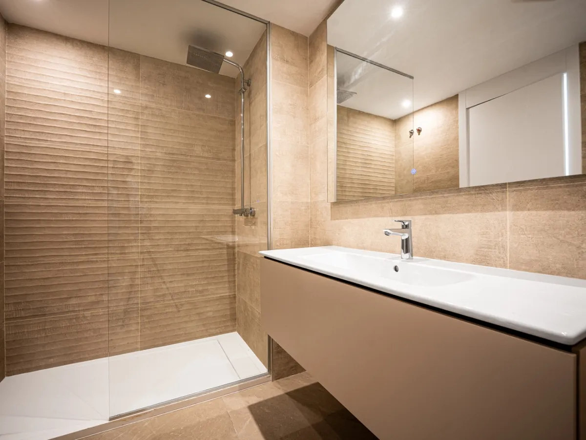 8c680296-6e1b-4ab5-9313-3cef2ccca5a4