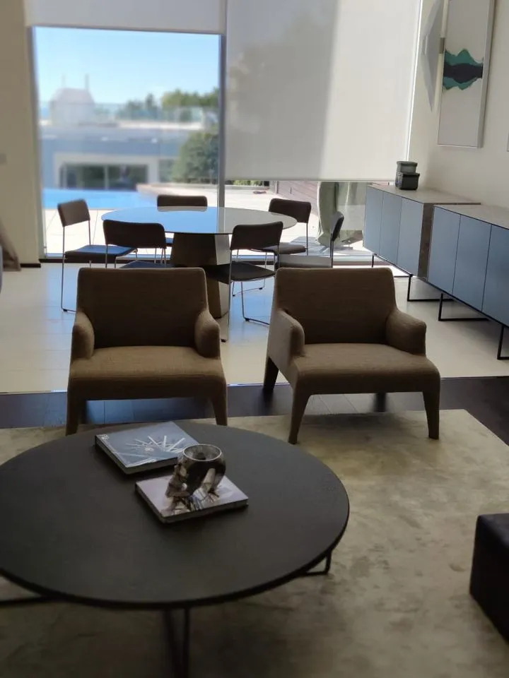 27e37c7f-8781-49e9-b665-606e70081016