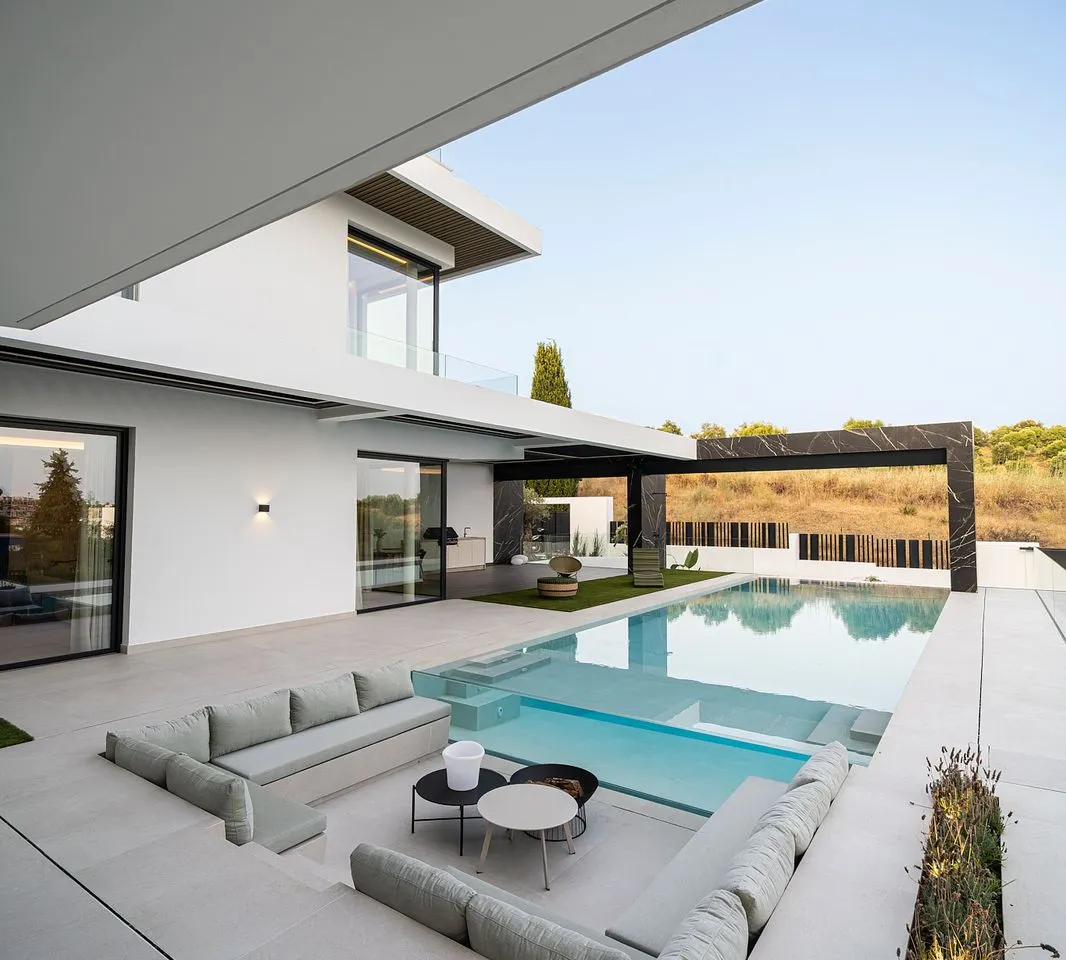 2384ee00-03b5-4d87-8229-d6f5d2966f29