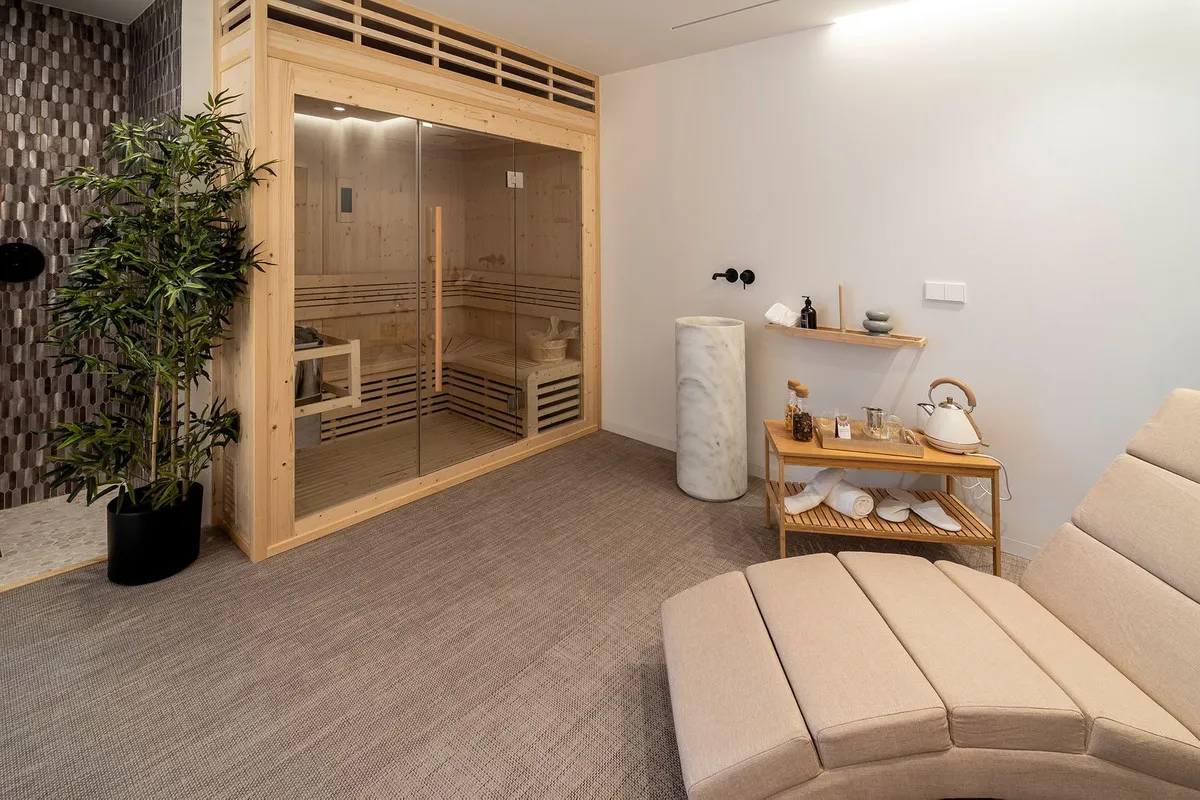 b5b64dde-8423-470f-a4fb-cb65c9540b06