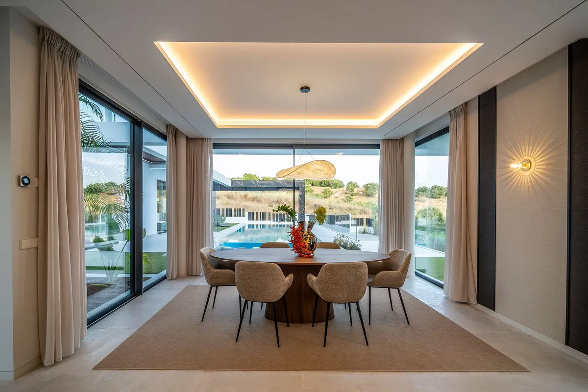 d0c043f4-7217-4011-8305-5b326395f3da