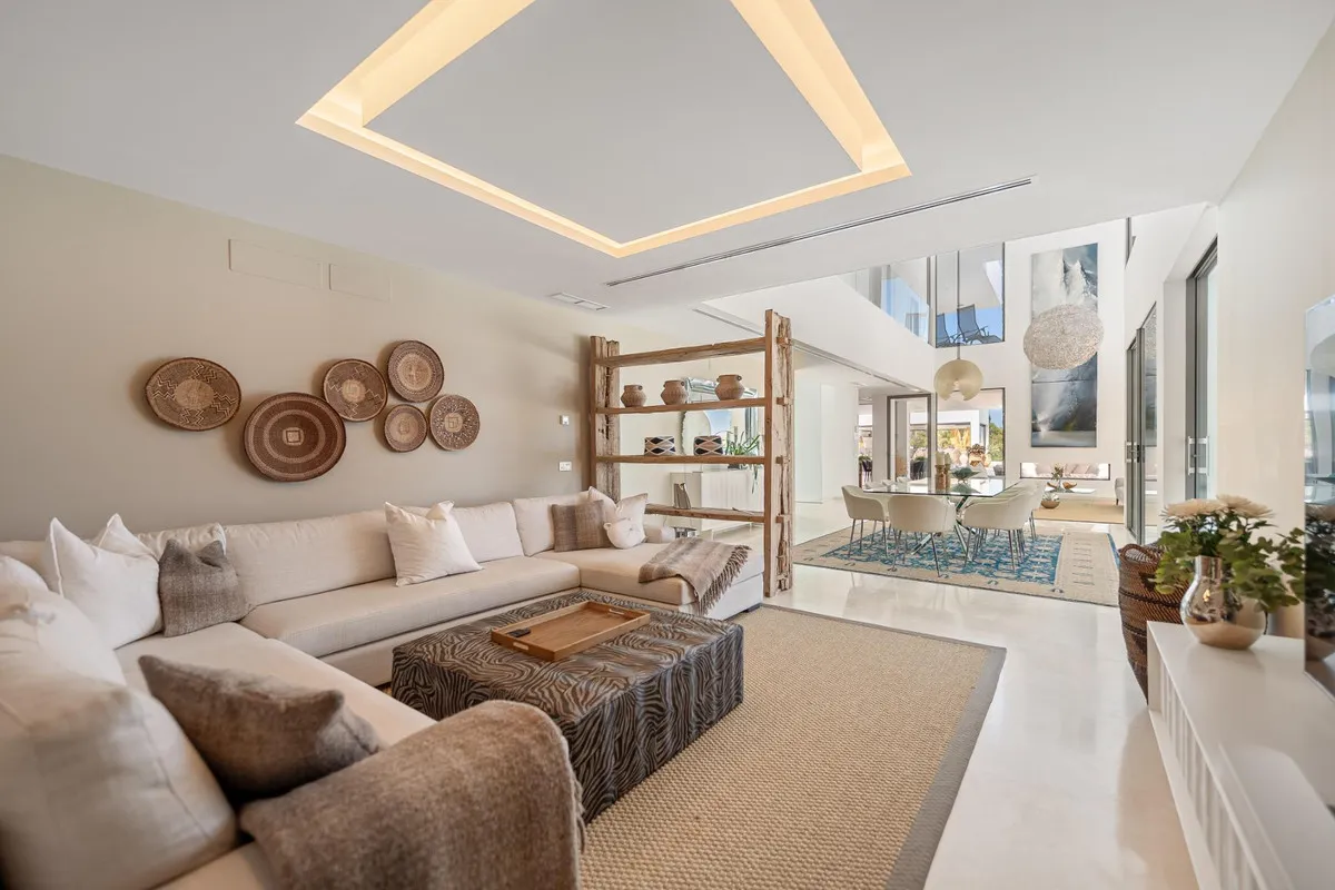 6d490709-dc83-468b-a54d-39ce59b7f510