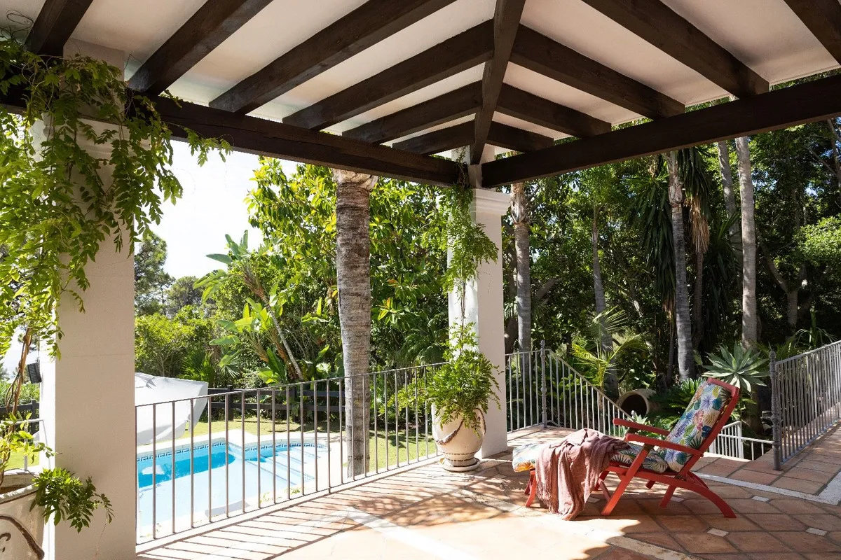 2561f85a-7013-4141-b7c7-dfb513df53aa