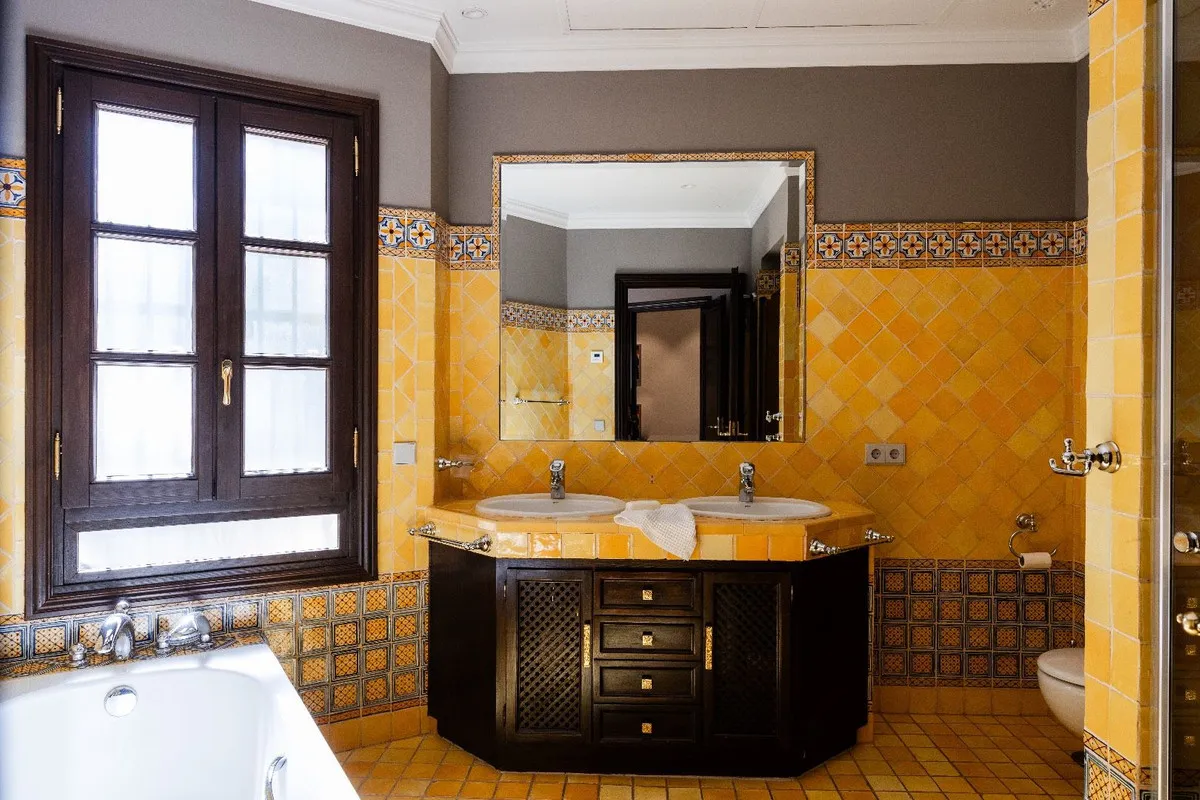 e0213a88-6813-40af-810f-5f5d4a7a32bb