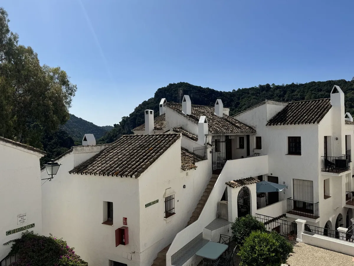 d4a56bd6-795c-47d4-9978-4f79856ba675